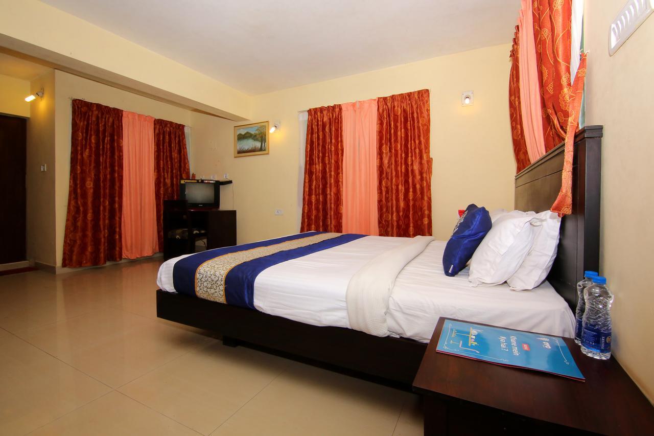 مونار Oyo 4651 Woodpecker Resort المظهر الخارجي الصورة