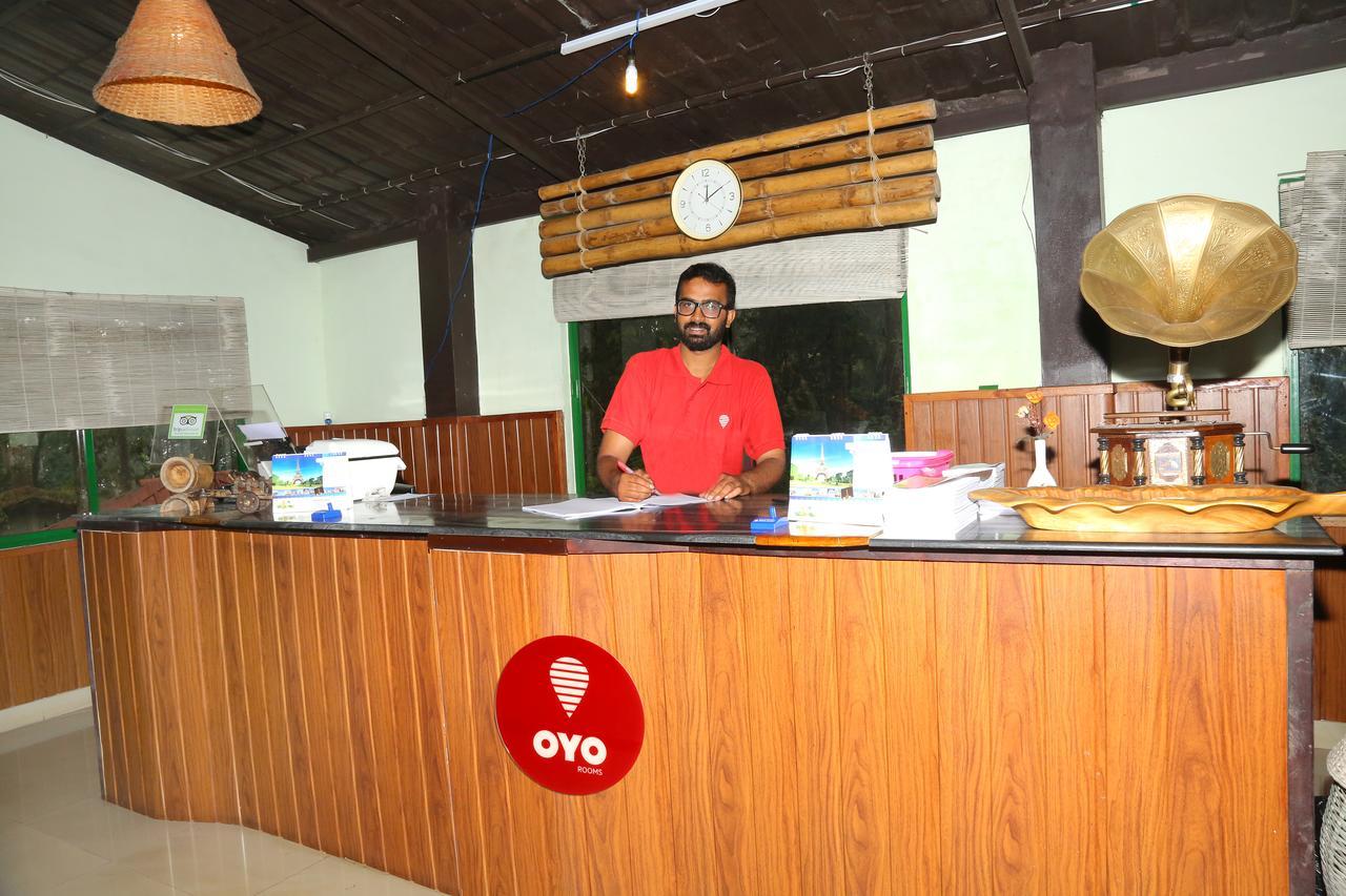 مونار Oyo 4651 Woodpecker Resort المظهر الخارجي الصورة