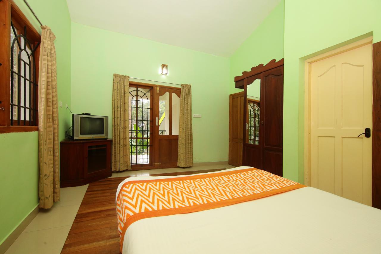 مونار Oyo 4651 Woodpecker Resort المظهر الخارجي الصورة